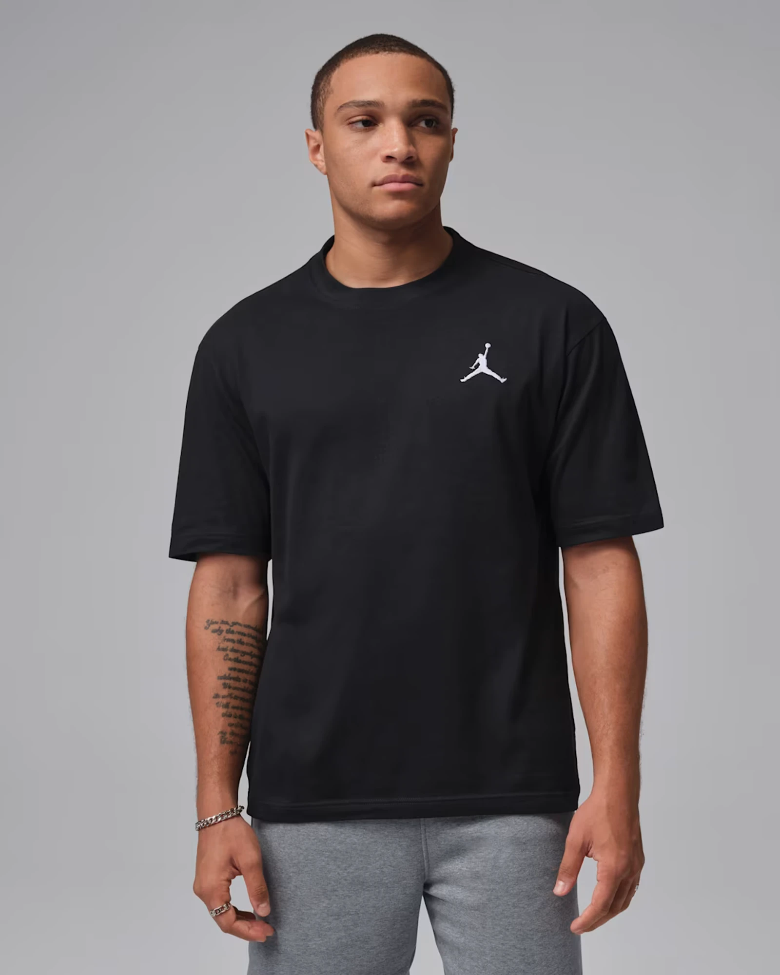 Футболка Nike Jordan Essentials Black IF5566-010